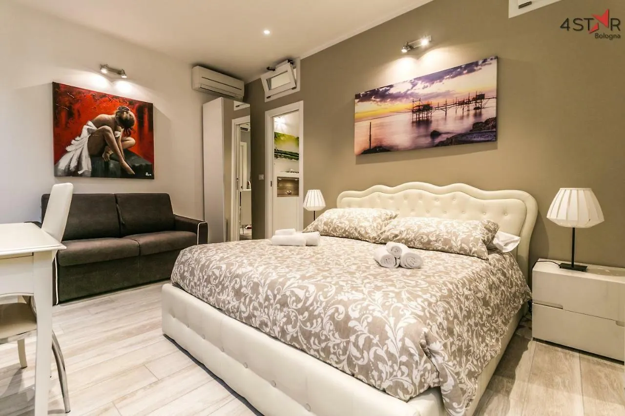 4 Star Two Towers Apartment Bologna