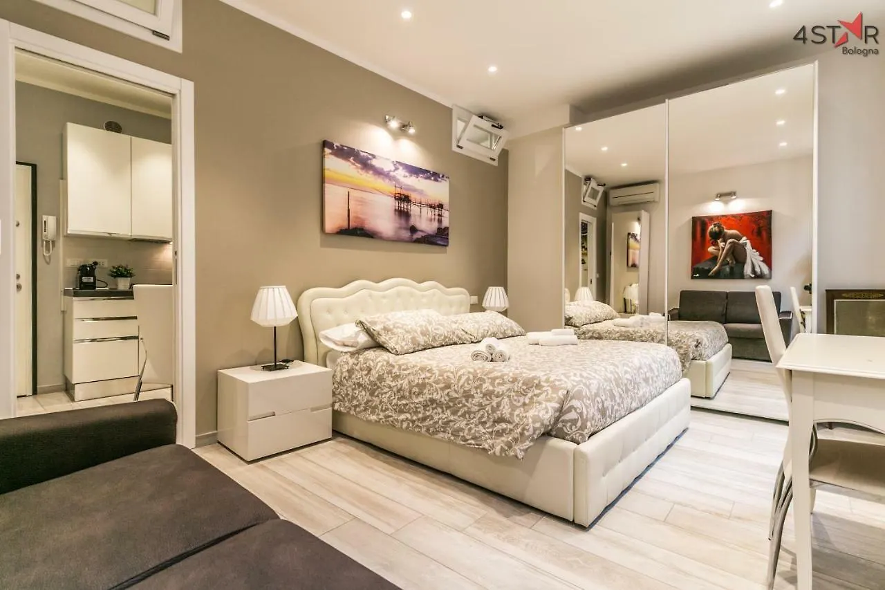 4 Star Two Towers Apartment Bologna 0*,  Italy
