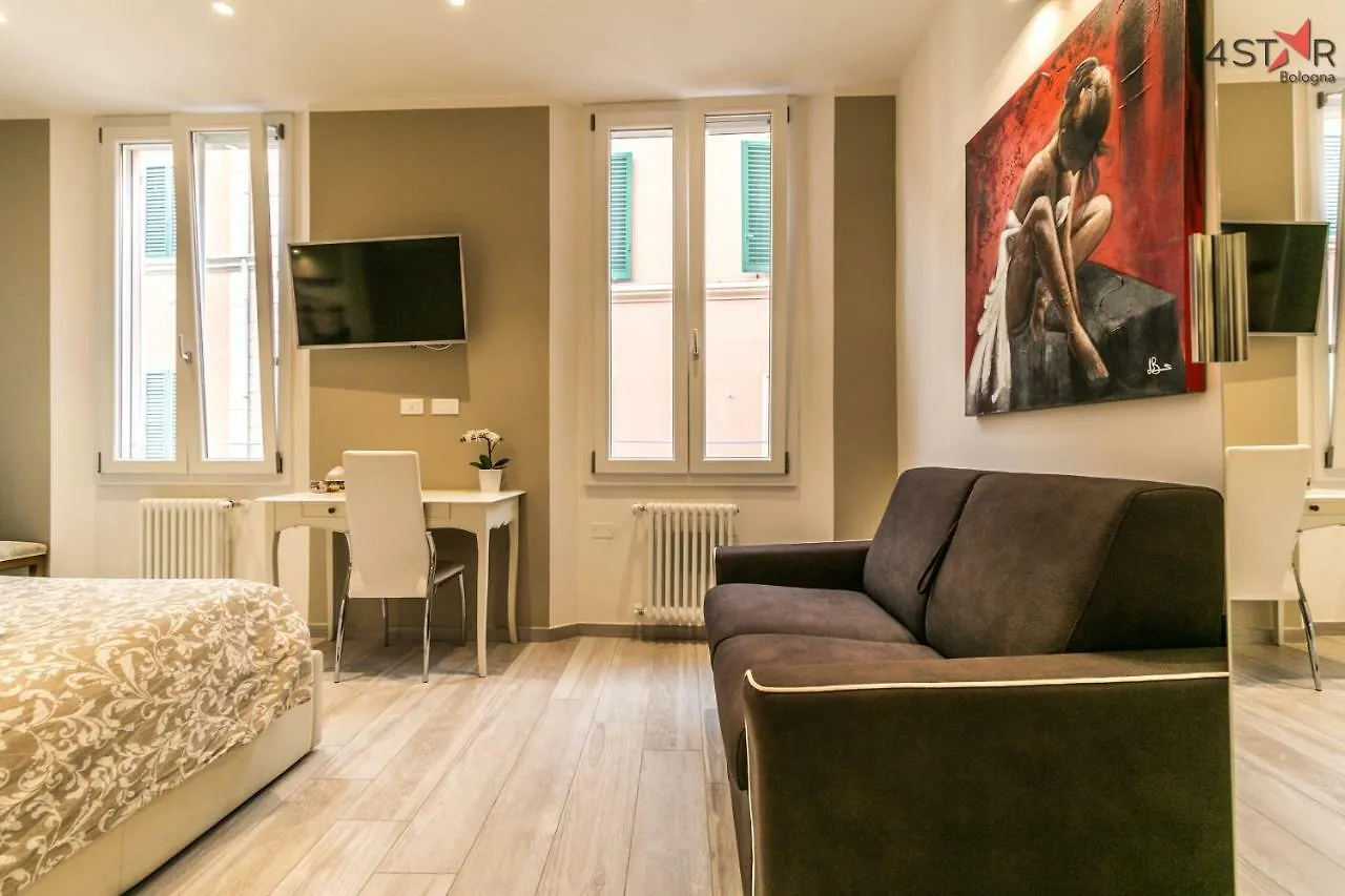 4 Star Two Towers Apartment Bologna