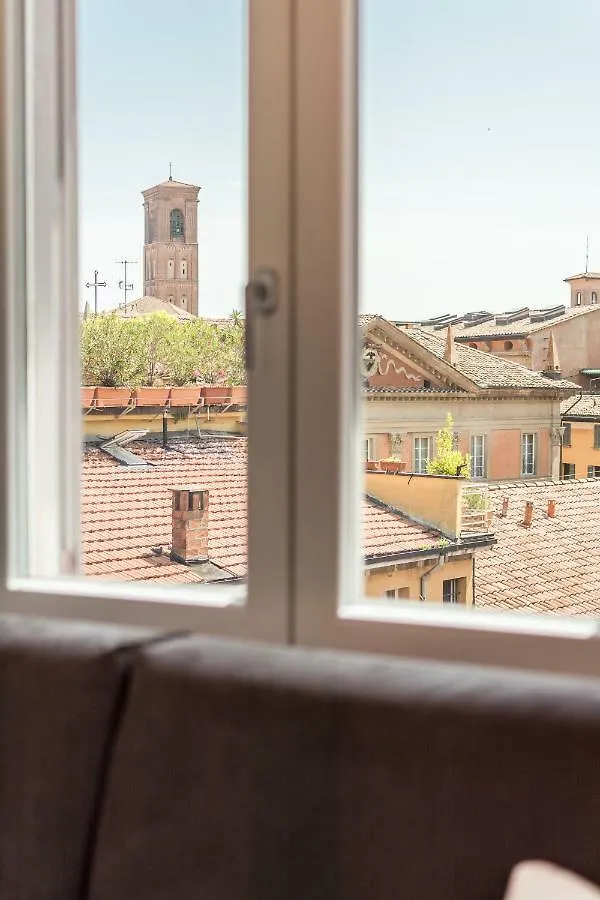 4 Star Two Towers Apartment Bologna